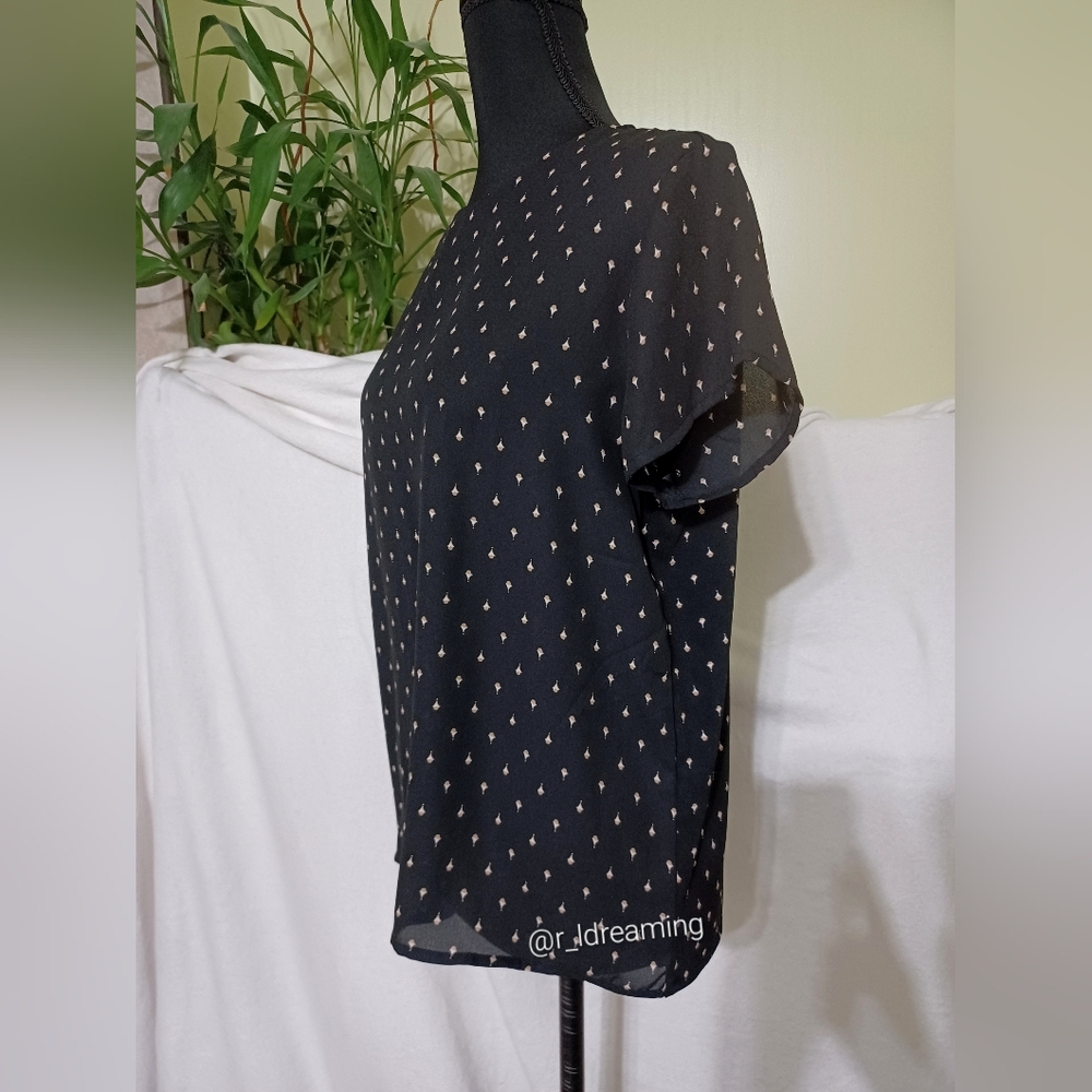 NWT Ann Taylor Black Print Blouse Size Medium Petite